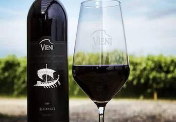 Vieni Estates Wine & Spirits