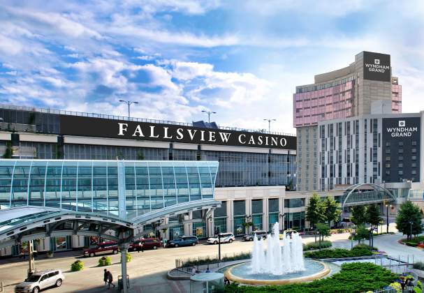 Wyndham Grand Fallsview Hotel