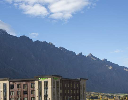 Wyndham Garden Remarkables Park