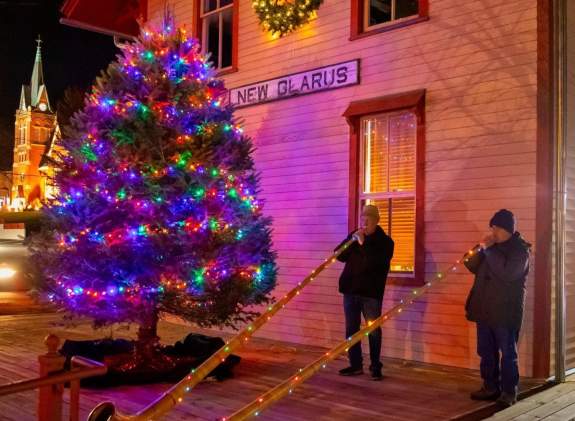 New Glarus Tree Lighting