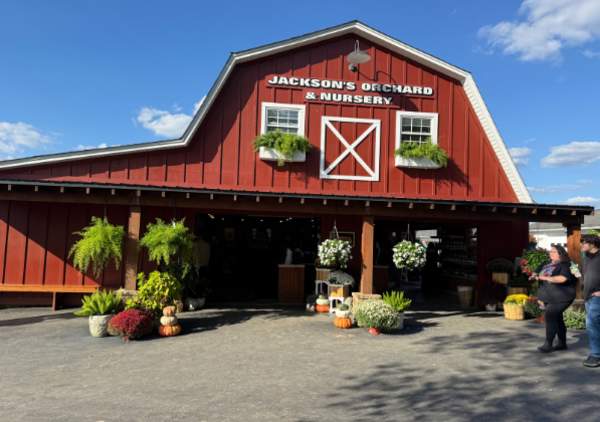 All in The Family – Jackson’s Orchard