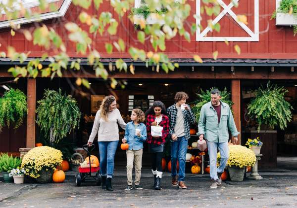 The Perfect Fall Itinerary for Families with Kids