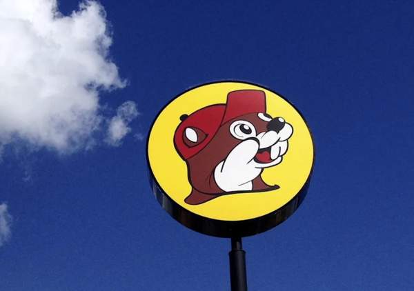 Our Guide to the New Buc-ee’s in Bowling Green