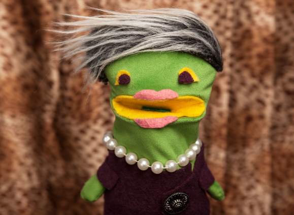 Old Greeny Puppet Show!