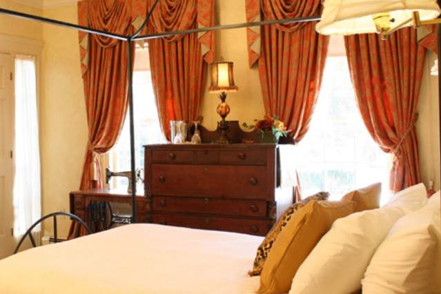 Captain Farris House B&B