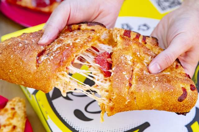 Hungry Howie's Pizza