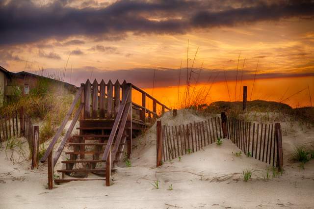 Thomas Beach Vacations