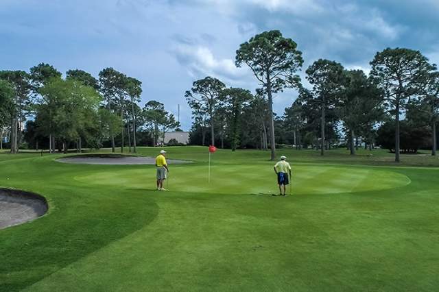Beachwood Golf Club