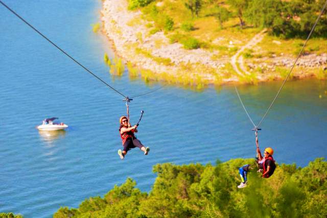 Where to Zipline Near Austin