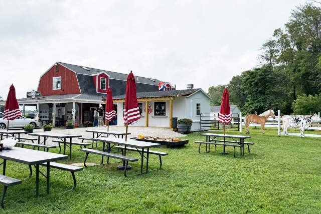 A Guide to Farms, Orchards, Vineyards & Farmer's Markets in Central Massachusetts