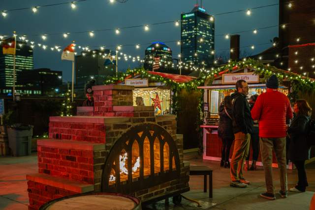 Athenaeum Christkindlmarkt