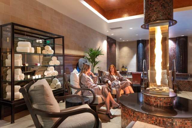 Ladies in the relaxation room in a spa