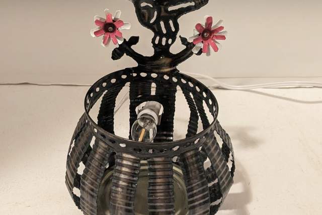 Hummingbird lamp