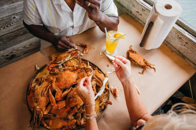 crabs at hoopers