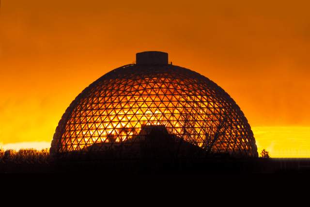 Omaha's Henry Doorly Zoo - Desert Dome