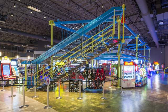 Main Event Orlando Gravity Ropes course