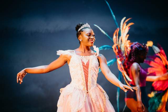 vo-clare-chocolate-nutcracker-stills-159.jpg