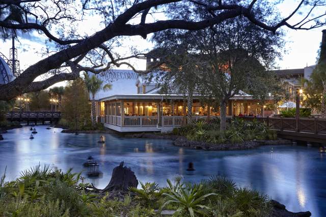 Homecoming Florida Kitchen back porch