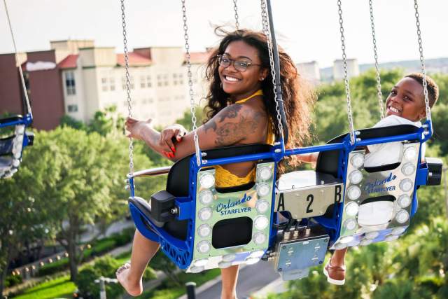 Orlando StarFlyer family smiles, Do not use - For use only on new Website