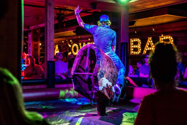 201464 - PBR Cowboy Bar