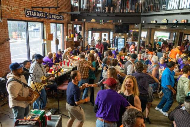 dancing and live music Buck and Johnny's