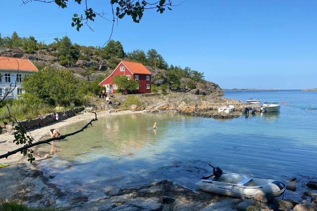 Sandvika på Sandøya