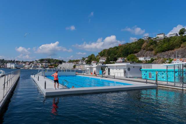 Svømmebasseng i Arendal gjestehavn
