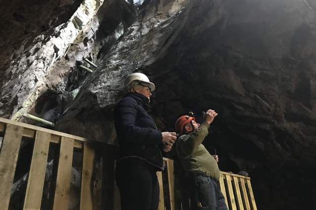 Guided tour at Solberg Mine