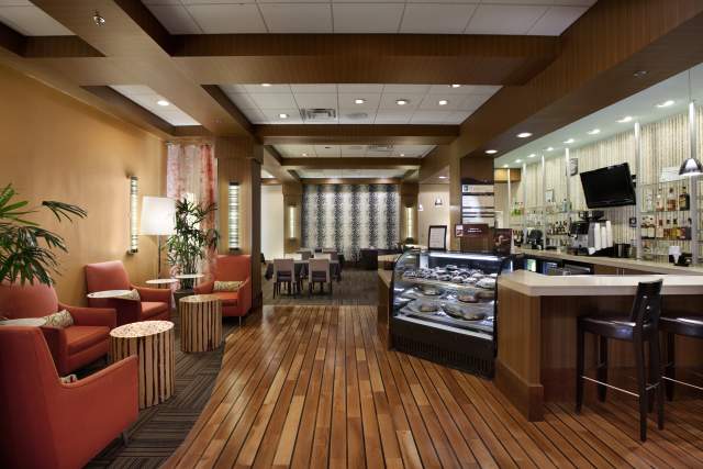 Expressionz Restaurant at Embassy Suites-Perimeter Center