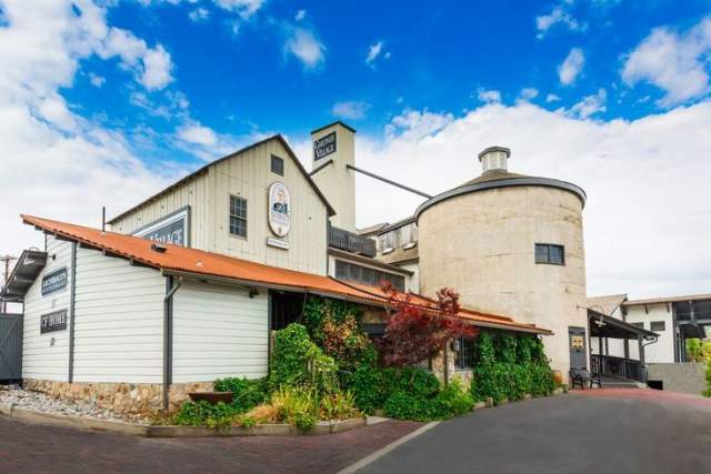 Archibald's Restaurant at Gardner Village