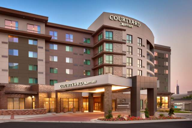 Courtyard by Marriott Downtown