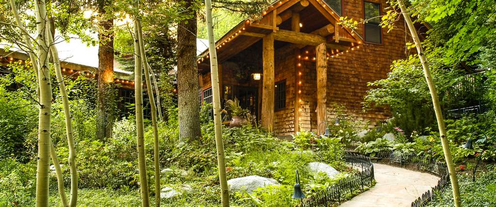 Log Haven Restaurant