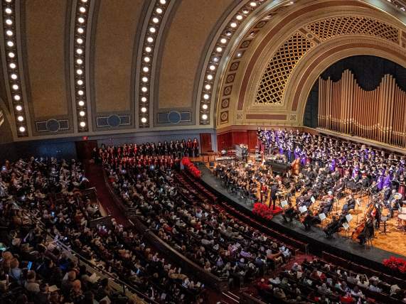 8 Annual Holiday Events to Experience in the Ann Arbor Area