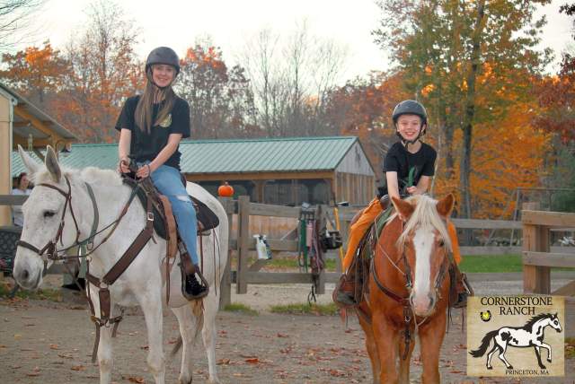 One-hour & two-hour Guided Horseback Trail Rides