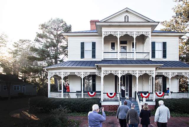 Group Tours - Poe House - Horizontal