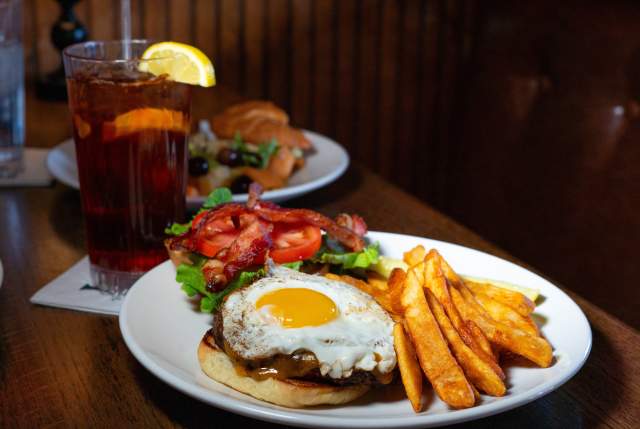 Hare and the Hound burger