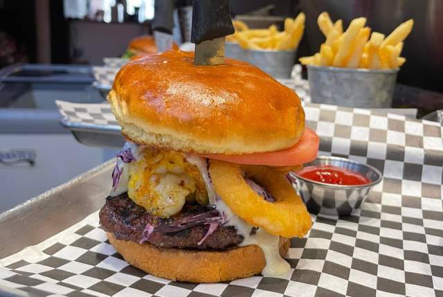 Burgar Triple B Burger