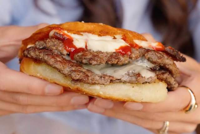 New Groove Burger @heysocialsarah