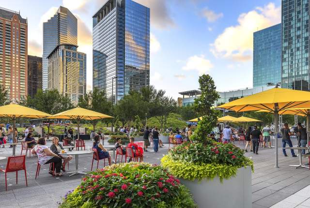 Avenida Houston