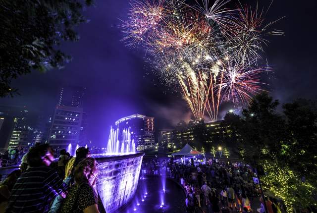 Fireworks at the Waterway in the Woodlands