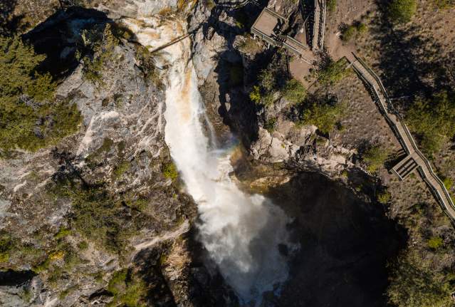Scenic & Hidden Waterfall Hikes in & Around Kelowna, BC