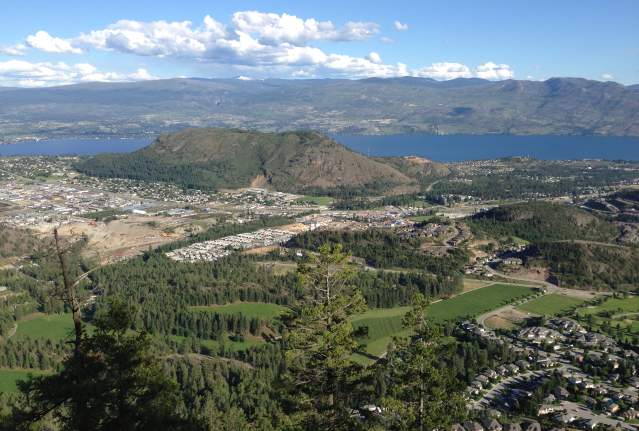 Spotlight: Hiking Carrot Mountain Bluffs