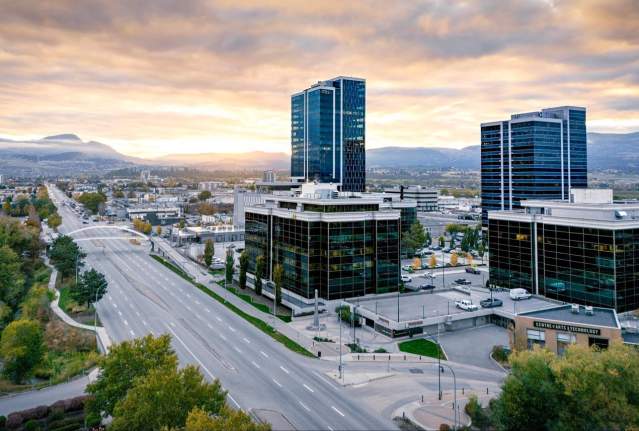 Explore the Neighbourhood: Guide to the Landmark District