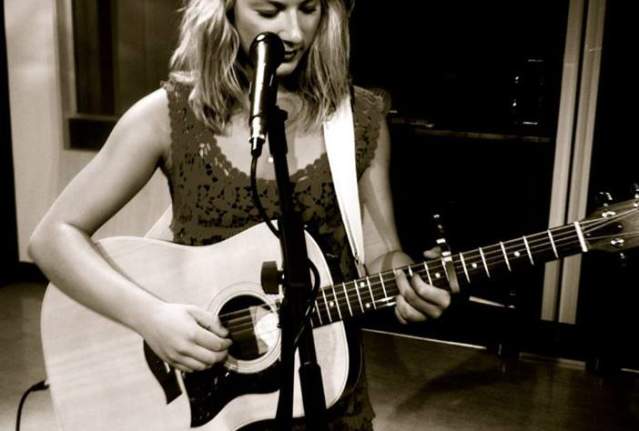 Live Music Saturdays - Image