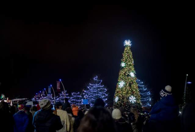 5 Ways to Get into the Holiday Spirit with Kids