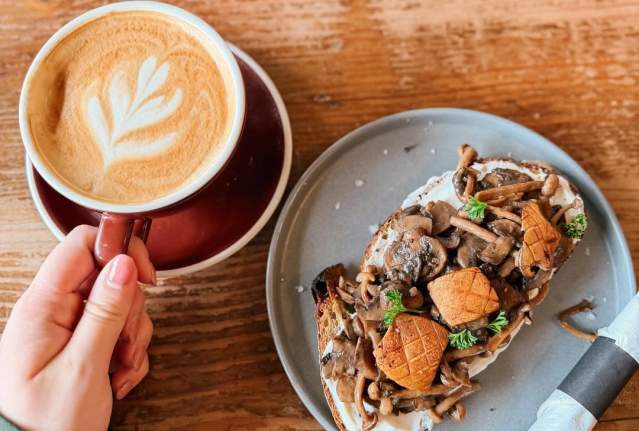 Breakfast Sprout Bread (@theashleyrhapsody)