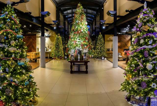 Markets & Events to Keep your Holiday Spirit Bright