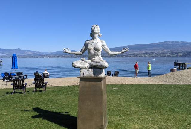 Westside Wine Tour E-Bike Staycation