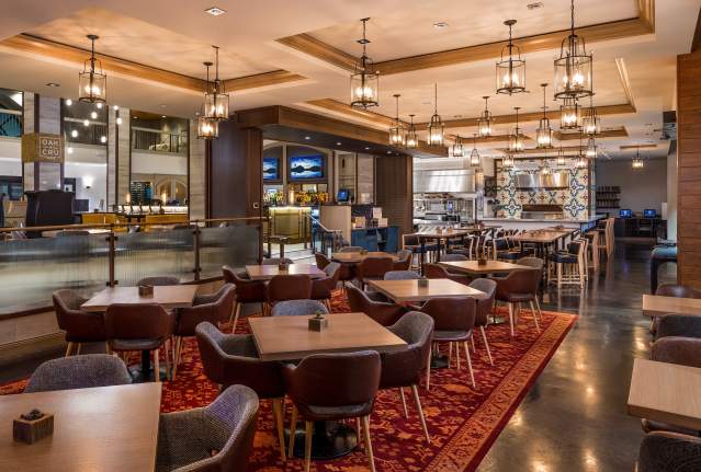 OAK + CRU Social Kitchen & Wine Bar