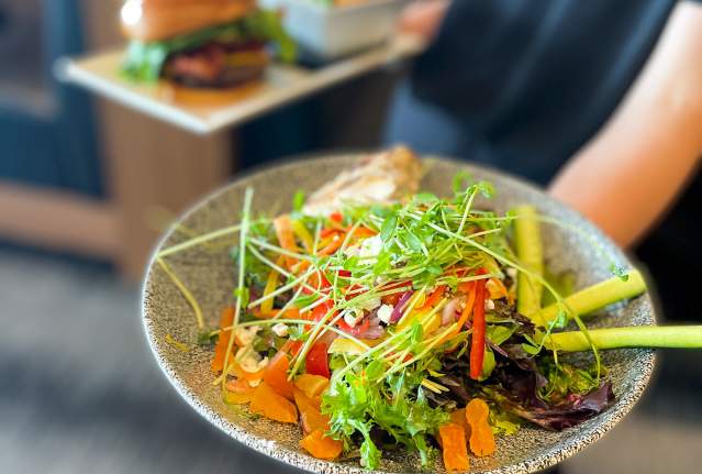 Gulfstream Lounge & Grill